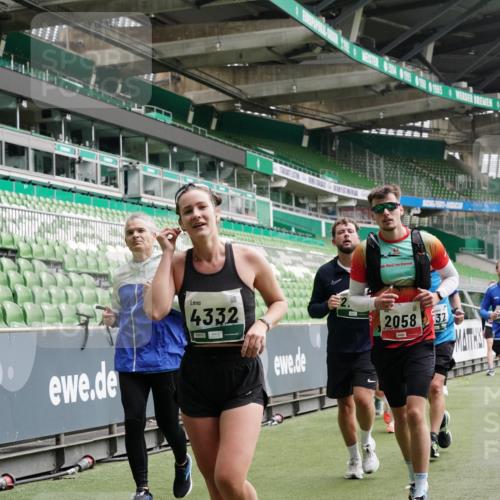 05.10.2025 - 20. swb-Marathon Bremen Michael Burmester http://msf.ph/oto/9331667 05.10.2025 13:05:24 Laufen im Stadion 190, 199, 406, 520, 611, 678, 712, 804, 817, 858, 924, 1061, 1132, 1147, 1228, 1404, 1455, 1480, 1545, 1610, 1702, 1746, 1765, 1834, 1840, 1867, 1990, 2009, 2058, 2187, 2190, 2198, 2437, 2536, 2584, 2604, 2785, 2802, 2902, 2935, 3008, 3025, 3049, 3216, 3317, 3378, 3380, 3413, 3445, 3450, 3479, 3561, 3799, 3809, 3837, 3853, 4055, 4187, 4207, 4241, 4326, 4332, 4376, 4563, 4634, 4665, 4671, 4676, 4831, 4855, 4892, 4904, 4983, 5176, 5286, 5295, 5362, 5382, 5614, 5824, 5904, 6283 meine-sportfotos.de