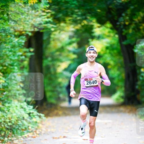 12.10.2025 - Bramfelder Halbmarathon 2025 Dr. Thomas Lammeyer http://msf.ph/oto/9340250 12.10.2025 09:44:42 Laufen 79, 2640 meine-sportfotos.de