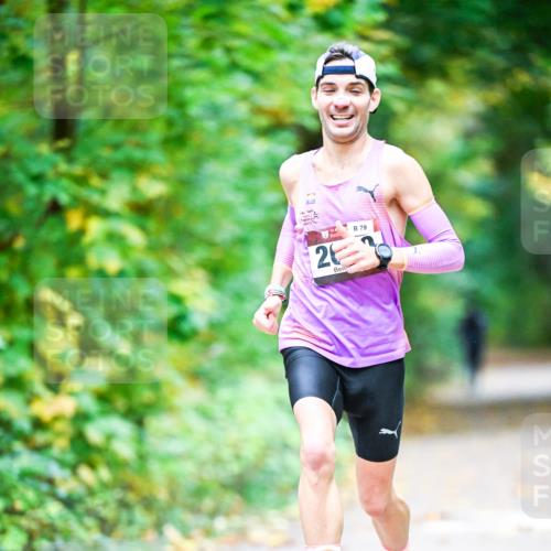 12.10.2025 - Bramfelder Halbmarathon 2025 Dr. Thomas Lammeyer http://msf.ph/oto/9340260 12.10.2025 09:44:43 Laufen  meine-sportfotos.de
