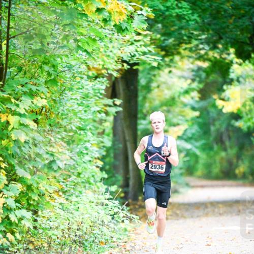 12.10.2025 - Bramfelder Halbmarathon 2025 Dr. Thomas Lammeyer http://msf.ph/oto/9340292 12.10.2025 09:45:22 Laufen 2936 meine-sportfotos.de