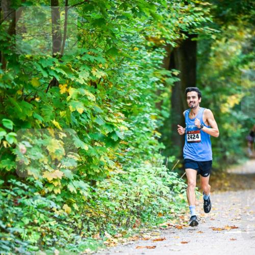 12.10.2025 - Bramfelder Halbmarathon 2025 Dr. Thomas Lammeyer http://msf.ph/oto/9340312 12.10.2025 09:45:58 Laufen 2424 meine-sportfotos.de
