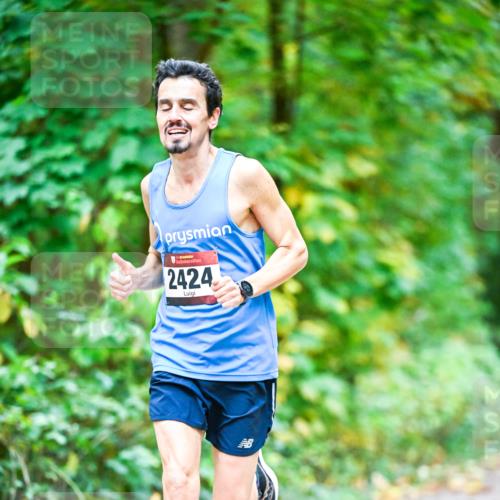 12.10.2025 - Bramfelder Halbmarathon 2025 Dr. Thomas Lammeyer http://msf.ph/oto/9340336 12.10.2025 09:46:01 Laufen 2424 meine-sportfotos.de