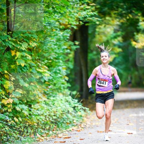 12.10.2025 - Bramfelder Halbmarathon 2025 Dr. Thomas Lammeyer http://msf.ph/oto/9340378 12.10.2025 09:46:26 Laufen 2641 meine-sportfotos.de
