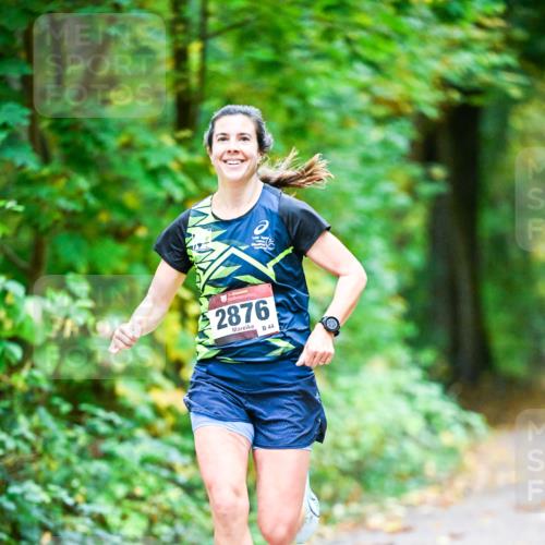 12.10.2025 - Bramfelder Halbmarathon 2025 Dr. Thomas Lammeyer http://msf.ph/oto/9340416 12.10.2025 09:46:53 Laufen 2876, 44 meine-sportfotos.de