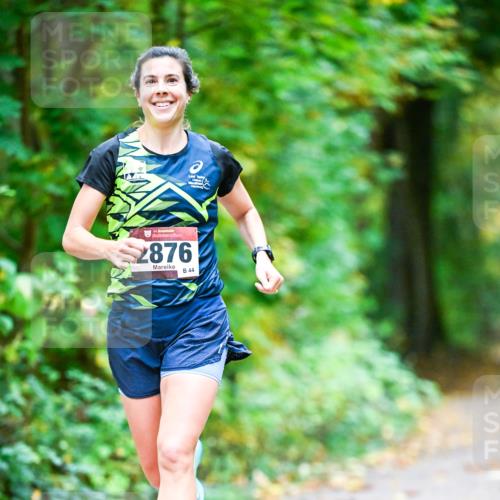 12.10.2025 - Bramfelder Halbmarathon 2025 Dr. Thomas Lammeyer http://msf.ph/oto/9340418 12.10.2025 09:46:53 Laufen 34, 2876, 44 meine-sportfotos.de