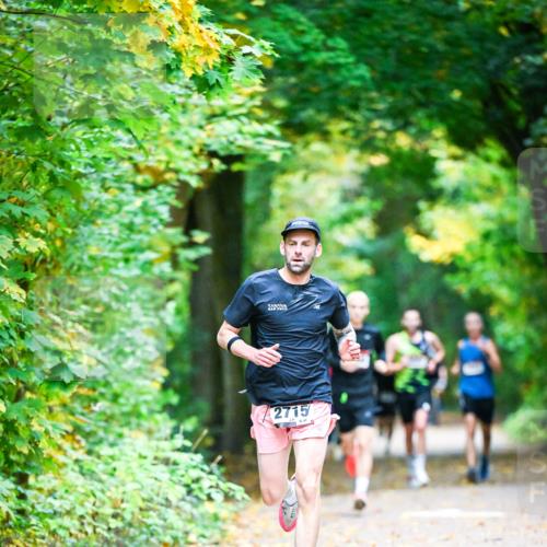 12.10.2025 - Bramfelder Halbmarathon 2025 Dr. Thomas Lammeyer http://msf.ph/oto/9340475 12.10.2025 09:47:46 Laufen 2715 meine-sportfotos.de