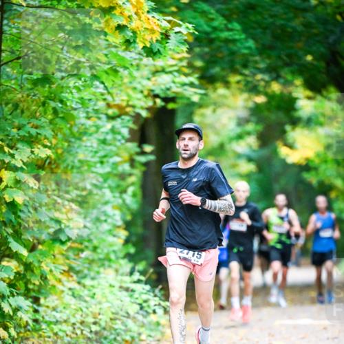 12.10.2025 - Bramfelder Halbmarathon 2025 Dr. Thomas Lammeyer http://msf.ph/oto/9340477 12.10.2025 09:47:46 Laufen 215, 840 meine-sportfotos.de
