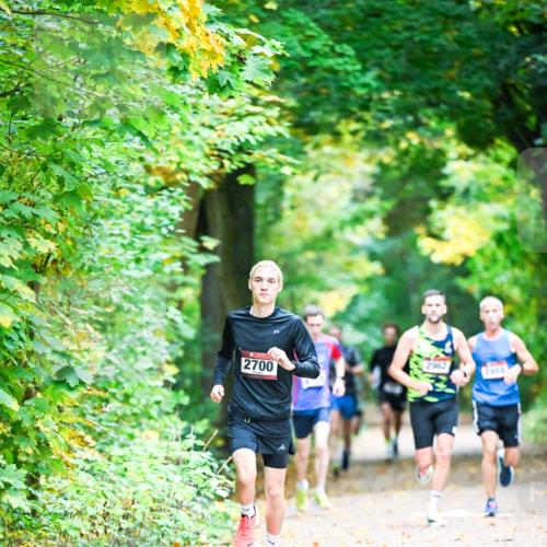 12.10.2025 - Bramfelder Halbmarathon 2025 Dr. Thomas Lammeyer http://msf.ph/oto/9340491 12.10.2025 09:47:49 Laufen 2962, 2700 meine-sportfotos.de