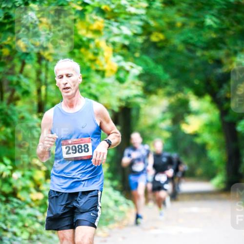 12.10.2025 - Bramfelder Halbmarathon 2025 Dr. Thomas Lammeyer http://msf.ph/oto/9340535 12.10.2025 09:47:56 Laufen 2988 meine-sportfotos.de