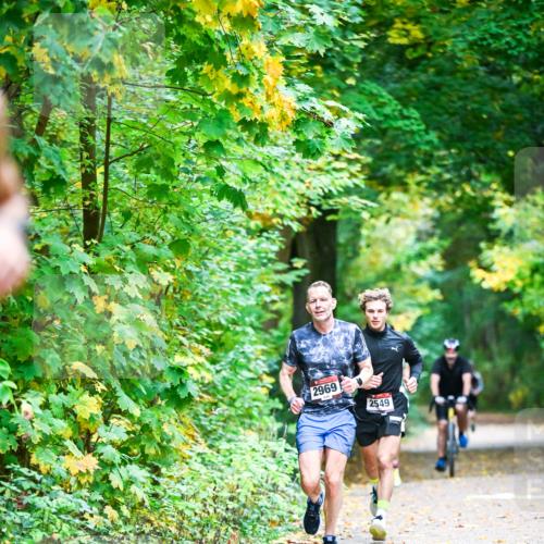 12.10.2025 - Bramfelder Halbmarathon 2025 Dr. Thomas Lammeyer http://msf.ph/oto/9340537 12.10.2025 09:47:57 Laufen 2969, 2549 meine-sportfotos.de