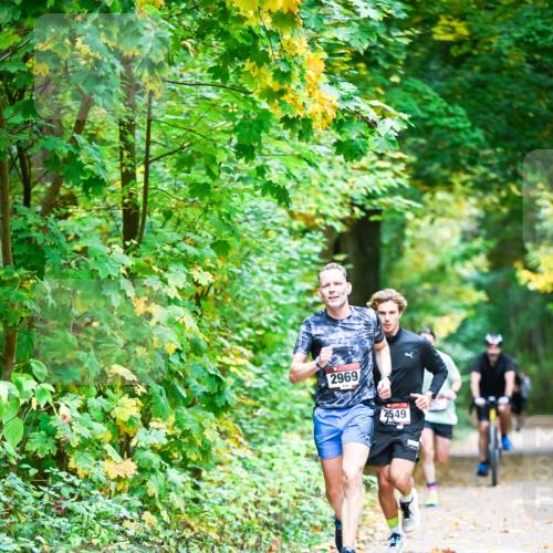 12.10.2025 - Bramfelder Halbmarathon 2025 Dr. Thomas Lammeyer http://msf.ph/oto/9340541 12.10.2025 09:47:57 Laufen 2969, 2549 meine-sportfotos.de