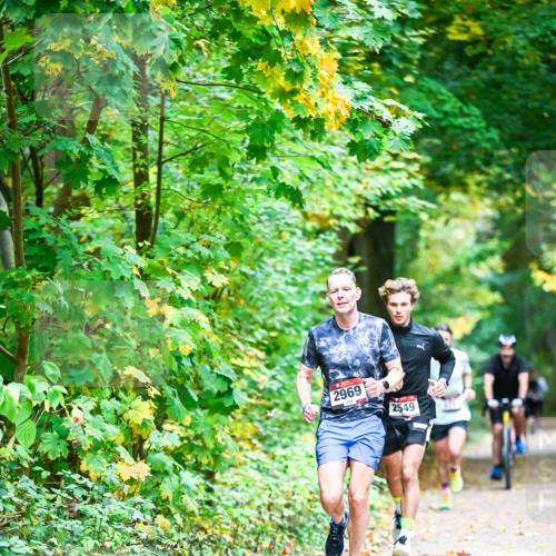 12.10.2025 - Bramfelder Halbmarathon 2025 Dr. Thomas Lammeyer http://msf.ph/oto/9340542 12.10.2025 09:47:57 Laufen 2969, 2549 meine-sportfotos.de