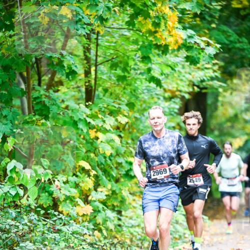 12.10.2025 - Bramfelder Halbmarathon 2025 Dr. Thomas Lammeyer http://msf.ph/oto/9340547 12.10.2025 09:47:58 Laufen 2969, 2549 meine-sportfotos.de