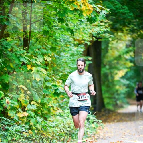 12.10.2025 - Bramfelder Halbmarathon 2025 Dr. Thomas Lammeyer http://msf.ph/oto/9340563 12.10.2025 09:48:01 Laufen 2751 meine-sportfotos.de