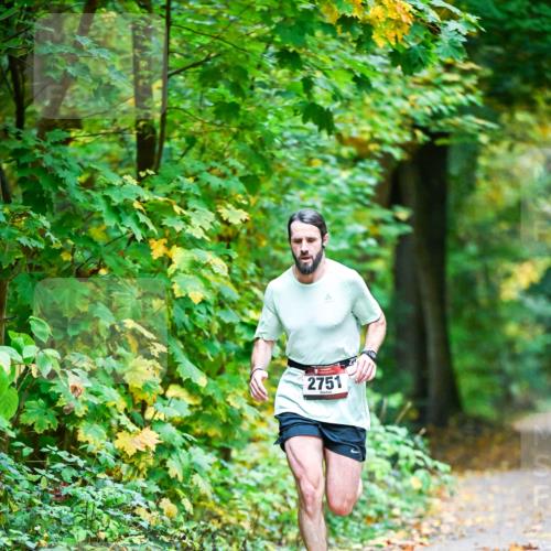 12.10.2025 - Bramfelder Halbmarathon 2025 Dr. Thomas Lammeyer http://msf.ph/oto/9340566 12.10.2025 09:48:01 Laufen 2751 meine-sportfotos.de