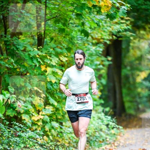 12.10.2025 - Bramfelder Halbmarathon 2025 Dr. Thomas Lammeyer http://msf.ph/oto/9340568 12.10.2025 09:48:02 Laufen 2751 meine-sportfotos.de