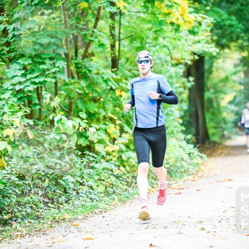12.10.2025 - Bramfelder Halbmarathon 2025 Dr. Thomas Lammeyer http://msf.ph/oto/9340587 12.10.2025 09:48:16 Laufen  meine-sportfotos.de