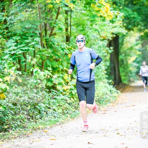 12.10.2025 - Bramfelder Halbmarathon 2025 Dr. Thomas Lammeyer http://msf.ph/oto/9340588 12.10.2025 09:48:16 Laufen  meine-sportfotos.de