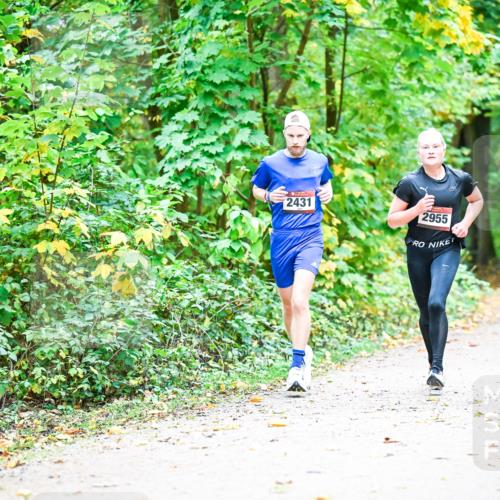 12.10.2025 - Bramfelder Halbmarathon 2025 Dr. Thomas Lammeyer http://msf.ph/oto/9340641 12.10.2025 09:48:44 Laufen 2431, 2955 meine-sportfotos.de