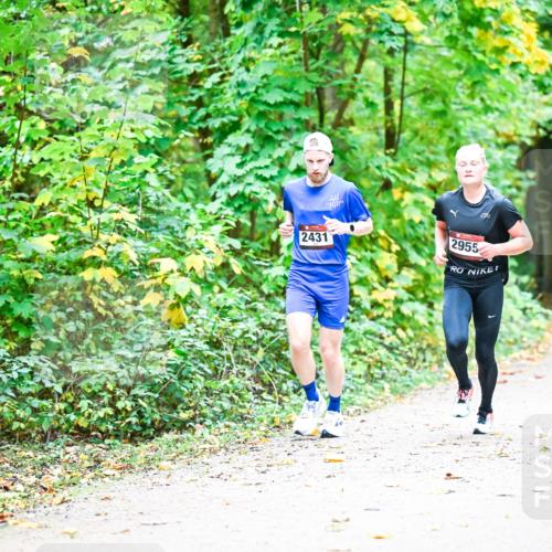 12.10.2025 - Bramfelder Halbmarathon 2025 Dr. Thomas Lammeyer http://msf.ph/oto/9340643 12.10.2025 09:48:44 Laufen 2431, 2955 meine-sportfotos.de