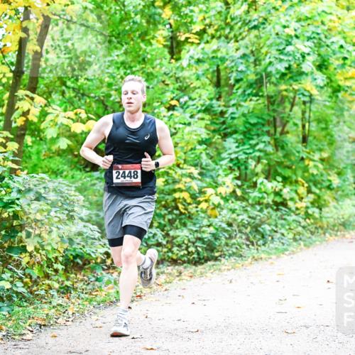 12.10.2025 - Bramfelder Halbmarathon 2025 Dr. Thomas Lammeyer http://msf.ph/oto/9340722 12.10.2025 09:49:04 Laufen 2448 meine-sportfotos.de