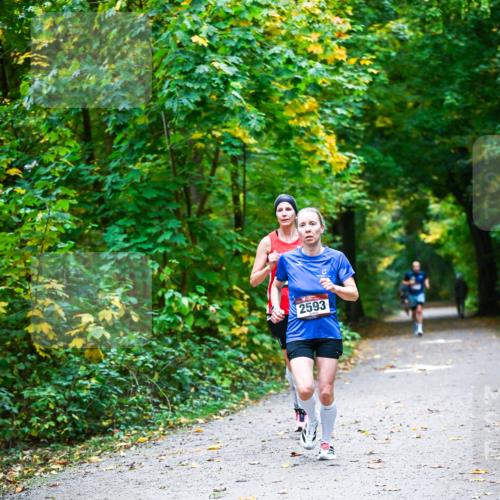 12.10.2025 - Bramfelder Halbmarathon 2025 Dr. Thomas Lammeyer http://msf.ph/oto/9340728 12.10.2025 09:49:08 Laufen 2593 meine-sportfotos.de
