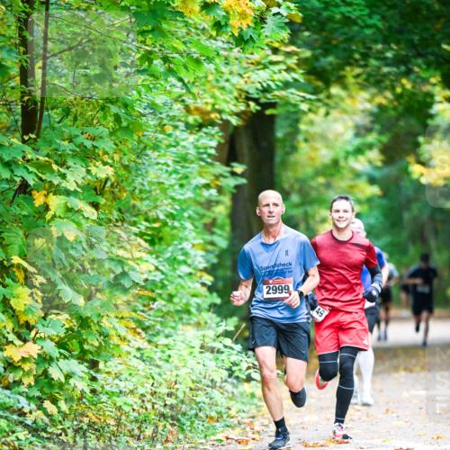 12.10.2025 - Bramfelder Halbmarathon 2025 Dr. Thomas Lammeyer http://msf.ph/oto/9340759 12.10.2025 09:49:24 Laufen 2999, 49 meine-sportfotos.de