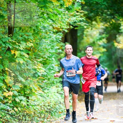 12.10.2025 - Bramfelder Halbmarathon 2025 Dr. Thomas Lammeyer http://msf.ph/oto/9340763 12.10.2025 09:49:25 Laufen 299, 49 meine-sportfotos.de