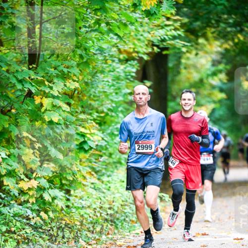 12.10.2025 - Bramfelder Halbmarathon 2025 Dr. Thomas Lammeyer http://msf.ph/oto/9340765 12.10.2025 09:49:25 Laufen 00, 2999, 149, 7891 meine-sportfotos.de