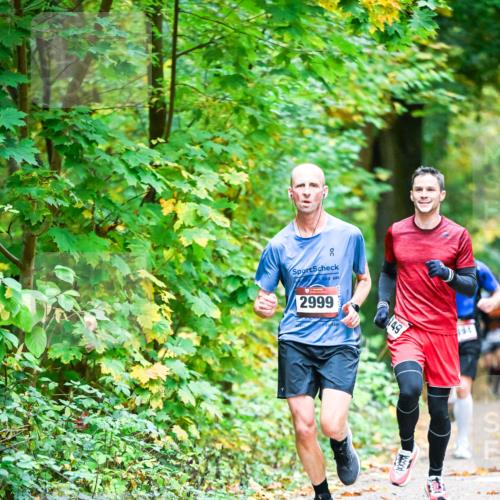 12.10.2025 - Bramfelder Halbmarathon 2025 Dr. Thomas Lammeyer http://msf.ph/oto/9340770 12.10.2025 09:49:26 Laufen 2999, 149 meine-sportfotos.de