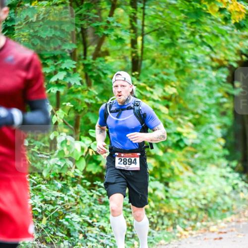 12.10.2025 - Bramfelder Halbmarathon 2025 Dr. Thomas Lammeyer http://msf.ph/oto/9340777 12.10.2025 09:49:29 Laufen 2894 meine-sportfotos.de