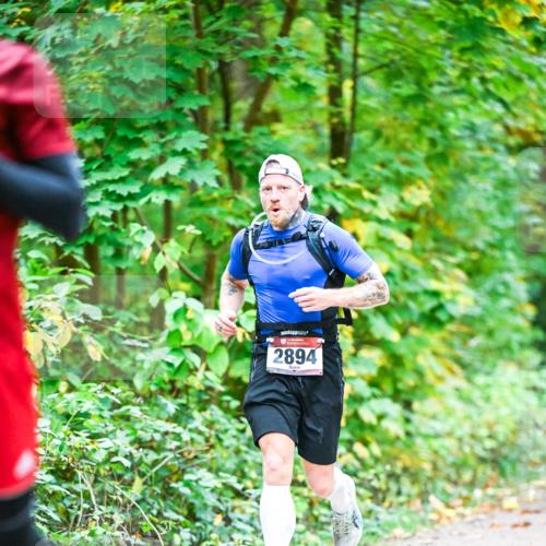 12.10.2025 - Bramfelder Halbmarathon 2025 Dr. Thomas Lammeyer http://msf.ph/oto/9340778 12.10.2025 09:49:29 Laufen 2894 meine-sportfotos.de