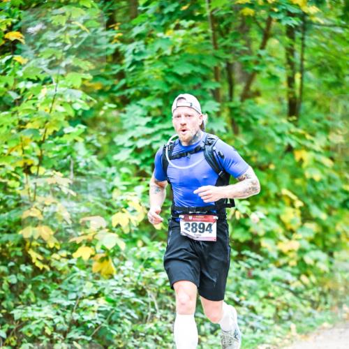 12.10.2025 - Bramfelder Halbmarathon 2025 Dr. Thomas Lammeyer http://msf.ph/oto/9340783 12.10.2025 09:49:30 Laufen 2894 meine-sportfotos.de