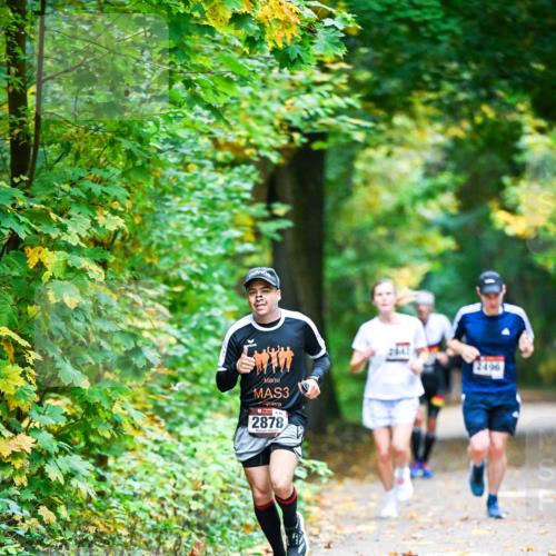 12.10.2025 - Bramfelder Halbmarathon 2025 Dr. Thomas Lammeyer http://msf.ph/oto/9340791 12.10.2025 09:49:33 Laufen 3, 46, 2878, 2496 meine-sportfotos.de