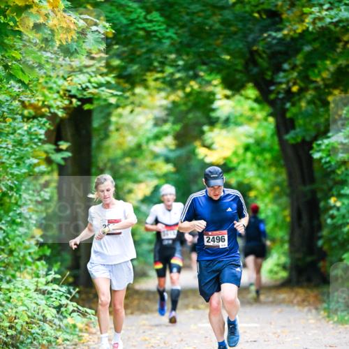 12.10.2025 - Bramfelder Halbmarathon 2025 Dr. Thomas Lammeyer http://msf.ph/oto/9340802 12.10.2025 09:49:35 Laufen 2496 meine-sportfotos.de