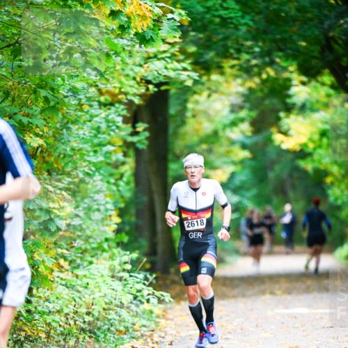 12.10.2025 - Bramfelder Halbmarathon 2025 Dr. Thomas Lammeyer http://msf.ph/oto/9340817 12.10.2025 09:49:38 Laufen 2618 meine-sportfotos.de