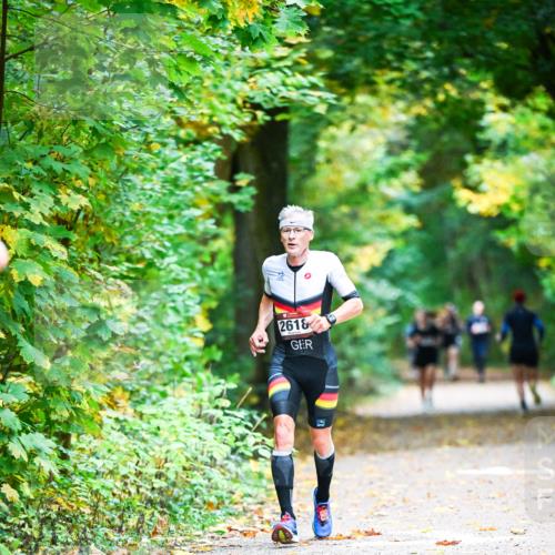 12.10.2025 - Bramfelder Halbmarathon 2025 Dr. Thomas Lammeyer http://msf.ph/oto/9340820 12.10.2025 09:49:39 Laufen 2618 meine-sportfotos.de
