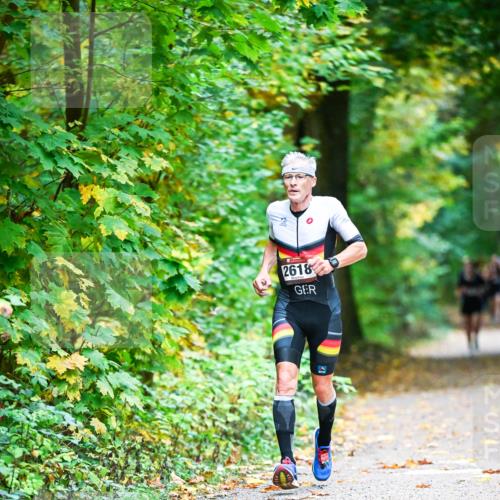12.10.2025 - Bramfelder Halbmarathon 2025 Dr. Thomas Lammeyer http://msf.ph/oto/9340825 12.10.2025 09:49:39 Laufen 2618 meine-sportfotos.de