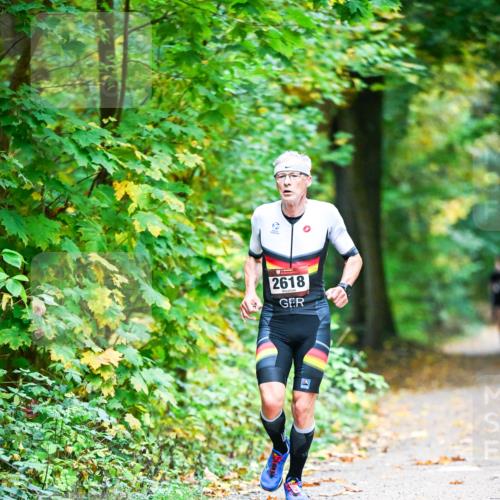 12.10.2025 - Bramfelder Halbmarathon 2025 Dr. Thomas Lammeyer http://msf.ph/oto/9340829 12.10.2025 09:49:40 Laufen 2618 meine-sportfotos.de