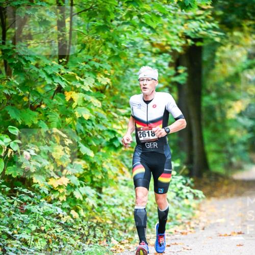 12.10.2025 - Bramfelder Halbmarathon 2025 Dr. Thomas Lammeyer http://msf.ph/oto/9340830 12.10.2025 09:49:40 Laufen 2618 meine-sportfotos.de