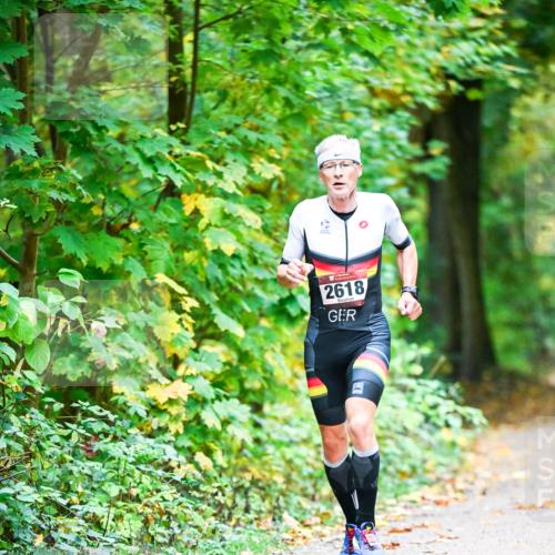 12.10.2025 - Bramfelder Halbmarathon 2025 Dr. Thomas Lammeyer http://msf.ph/oto/9340832 12.10.2025 09:49:40 Laufen 2618 meine-sportfotos.de