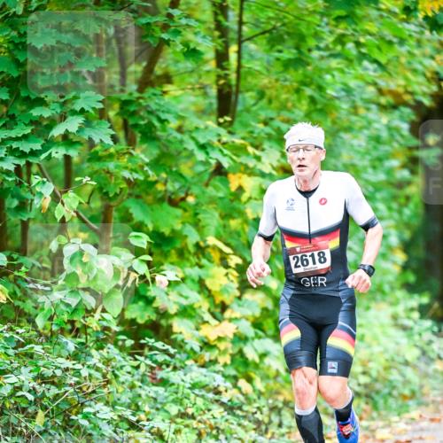 12.10.2025 - Bramfelder Halbmarathon 2025 Dr. Thomas Lammeyer http://msf.ph/oto/9340836 12.10.2025 09:49:41 Laufen 2618 meine-sportfotos.de