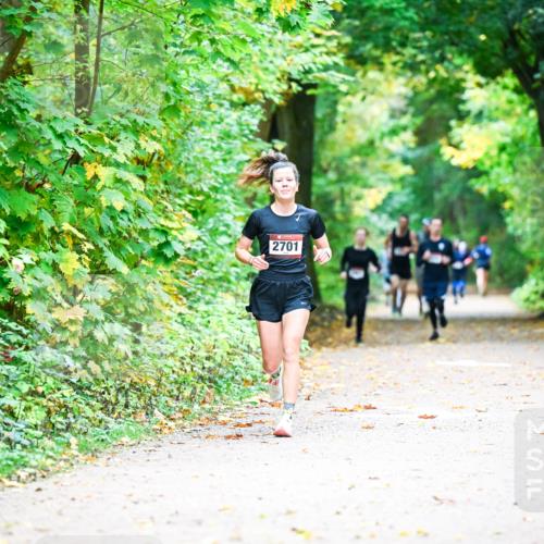 12.10.2025 - Bramfelder Halbmarathon 2025 Dr. Thomas Lammeyer http://msf.ph/oto/9340856 12.10.2025 09:49:53 Laufen 2701 meine-sportfotos.de