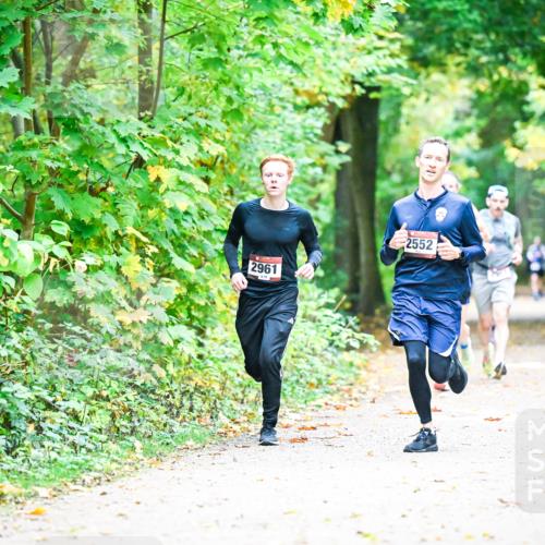 12.10.2025 - Bramfelder Halbmarathon 2025 Dr. Thomas Lammeyer http://msf.ph/oto/9340899 12.10.2025 09:50:02 Laufen 2961, 2552 meine-sportfotos.de