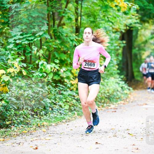 12.10.2025 - Bramfelder Halbmarathon 2025 Dr. Thomas Lammeyer http://msf.ph/oto/9341024 12.10.2025 09:50:29 Laufen 2669 meine-sportfotos.de