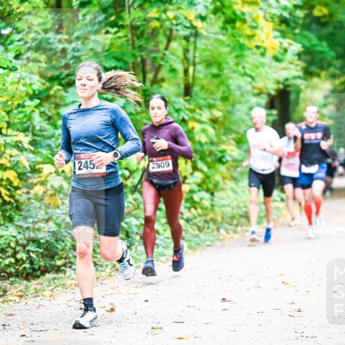 12.10.2025 - Bramfelder Halbmarathon 2025 Dr. Thomas Lammeyer http://msf.ph/oto/9341064 12.10.2025 09:50:37 Laufen 1245, 2909 meine-sportfotos.de