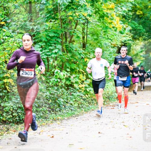 12.10.2025 - Bramfelder Halbmarathon 2025 Dr. Thomas Lammeyer http://msf.ph/oto/9341070 12.10.2025 09:50:38 Laufen 2909, 2659 meine-sportfotos.de