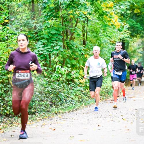 12.10.2025 - Bramfelder Halbmarathon 2025 Dr. Thomas Lammeyer http://msf.ph/oto/9341071 12.10.2025 09:50:38 Laufen 2909, 2659 meine-sportfotos.de