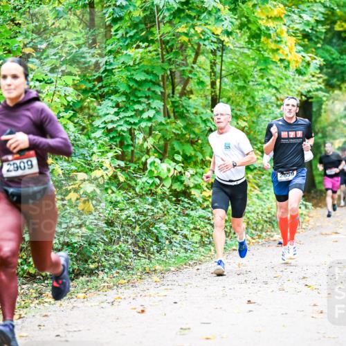 12.10.2025 - Bramfelder Halbmarathon 2025 Dr. Thomas Lammeyer http://msf.ph/oto/9341073 12.10.2025 09:50:38 Laufen 2909, 2659 meine-sportfotos.de