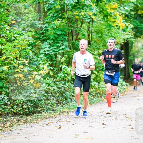 12.10.2025 - Bramfelder Halbmarathon 2025 Dr. Thomas Lammeyer http://msf.ph/oto/9341077 12.10.2025 09:50:39 Laufen 2659 meine-sportfotos.de